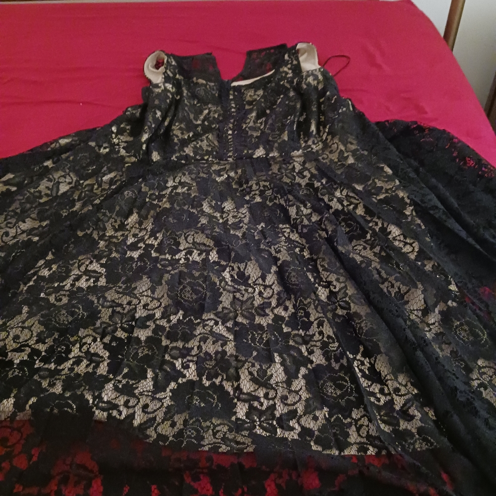Black lace A-line midi teadress from Lane Bryant size 20W